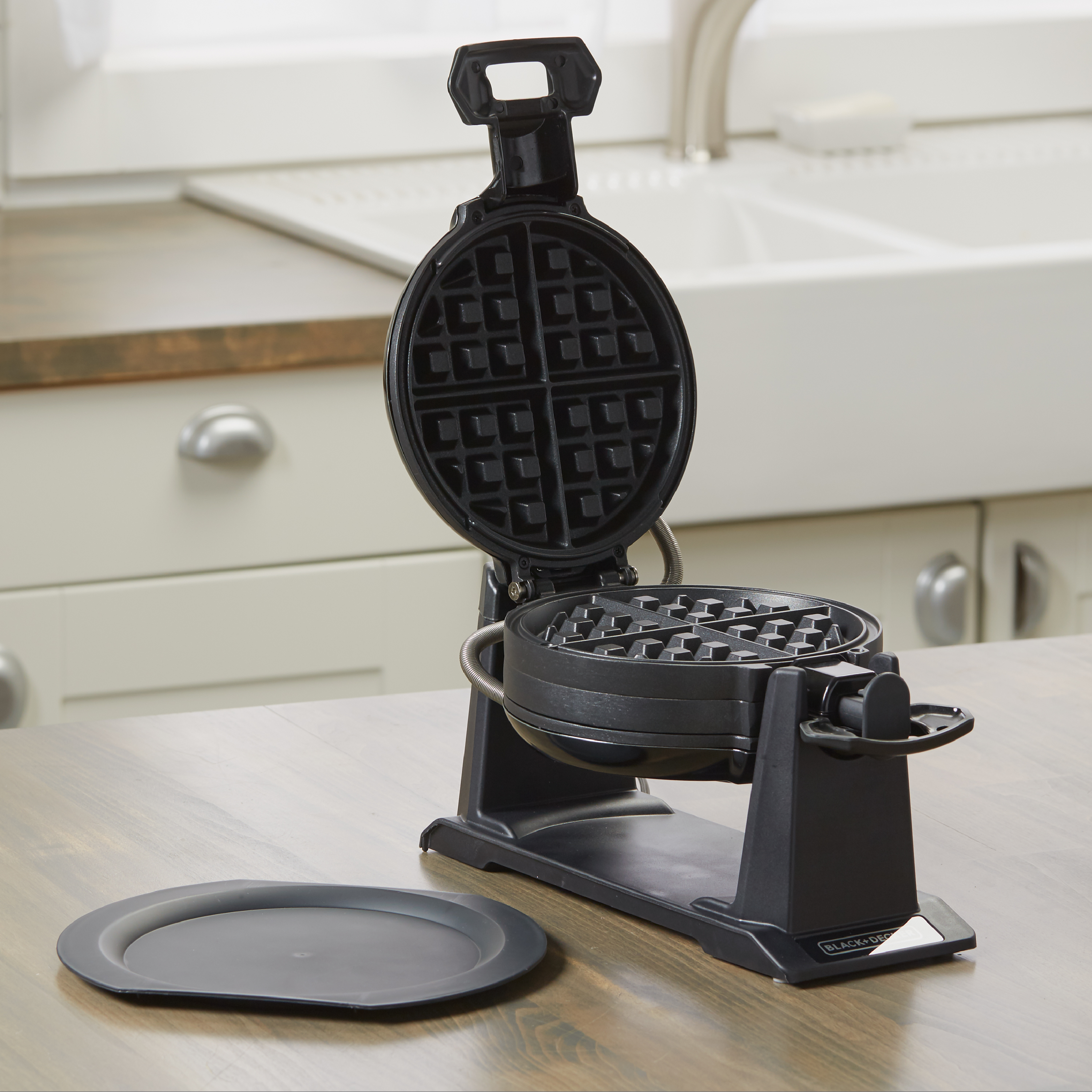 Double Flip Waffle Maker BLACK DECKER